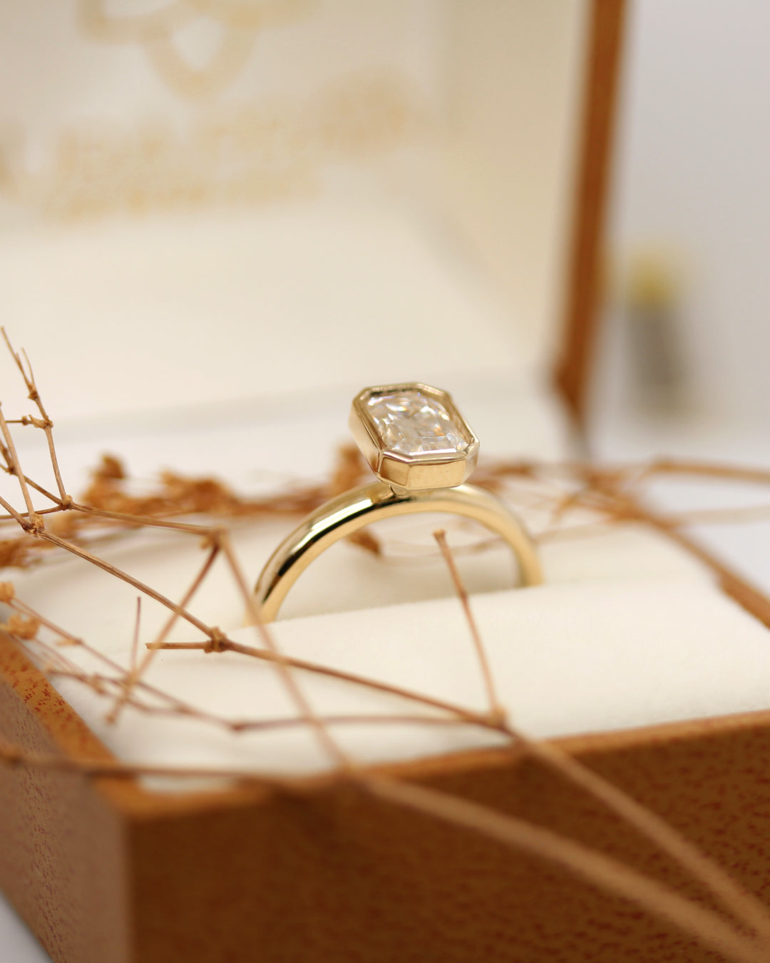 Anillo solitario Moissanita Sienna
