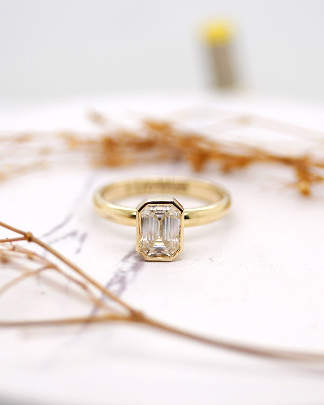 Anillo solitario Moissanita Sienna