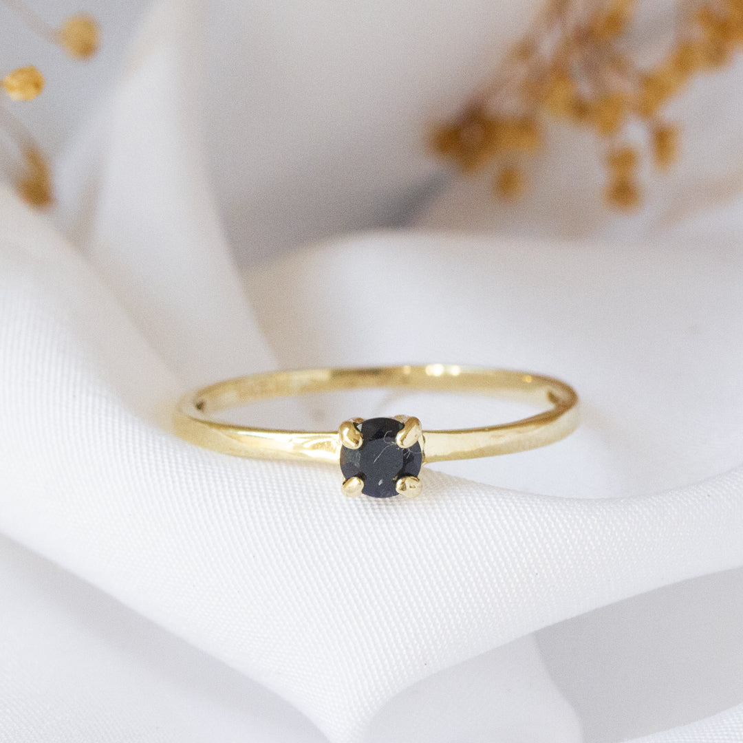 Anillo Noor Zafiro